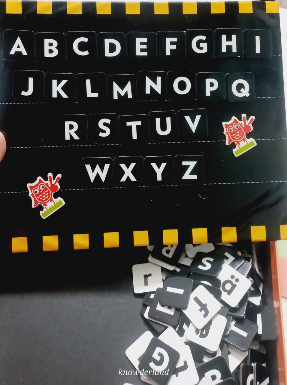 ELEF _ Magentic Spelling Game Including  spelling  Picture  Book